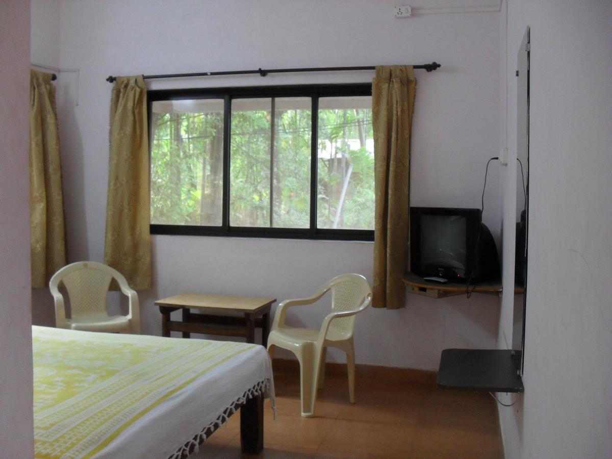 Saaj Resort Dapoli Exterior photo